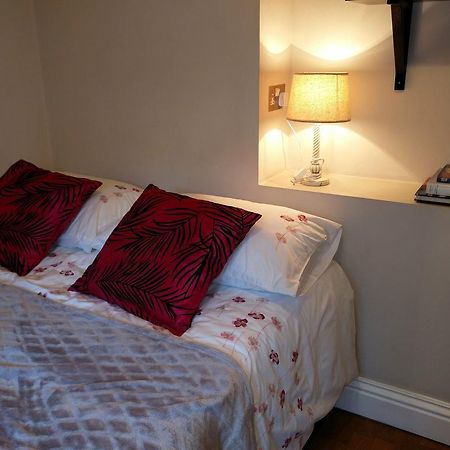 Hammersmith Apartment Brentford Eksteriør billede